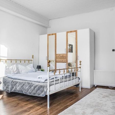 Adorable 2Br Apt. Near Millenium Tower And Danube Viena Exterior foto