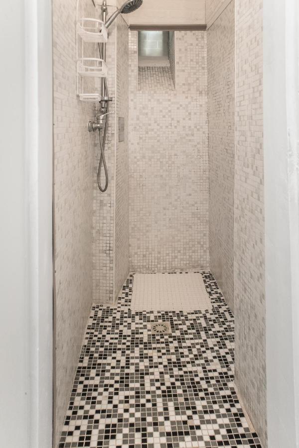Adorable 2Br Apt. Near Millenium Tower And Danube Viena Exterior foto